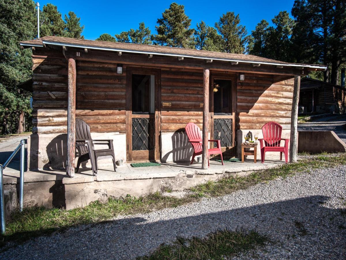 Apache Village 3, Queen Bed, Midtown, Sleeps 2 Ruidoso Exterior photo